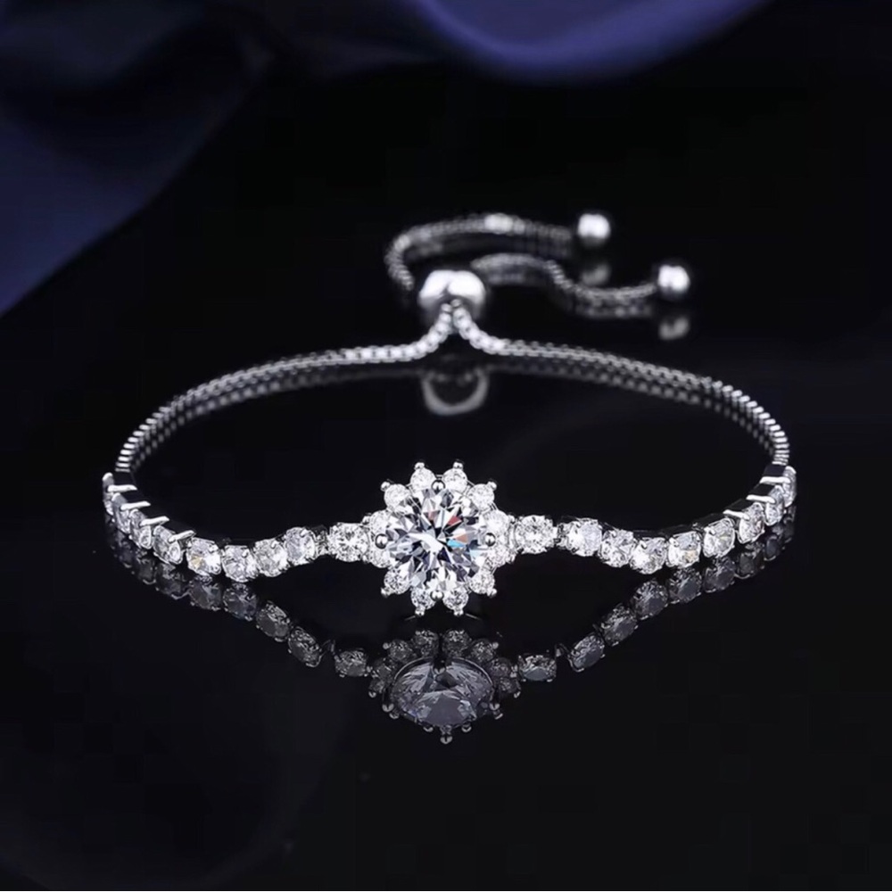 Sterling Silver Cubic Zirconia Floral Slider Bracelet